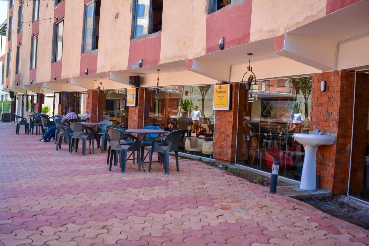 Omega Gardens Hotel Karatina Exterior photo