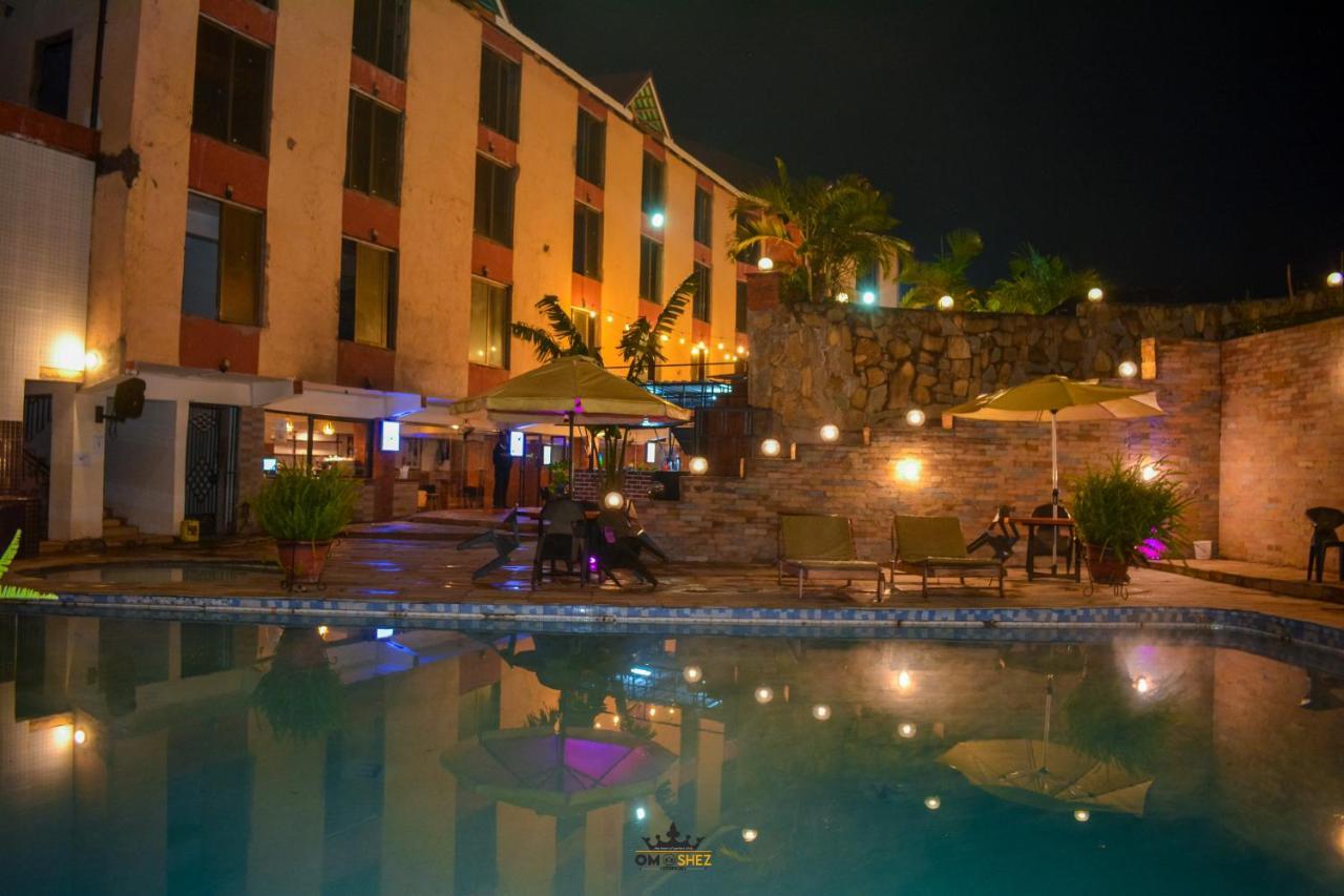 Omega Gardens Hotel Karatina Exterior photo